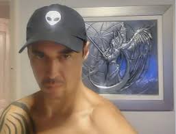 Homem que matou companheira a facadas é o primeiro condenado pela nova lei  do feminicídio no Brasil, diz MPDFT