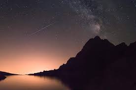 The meteors are called the perseids because the point from which they appear to hail (called the radiant) lies in the constellation perseus. Perseidy 2021 Jak Fotit A Pozorovat Foceniprokazdeho Cz