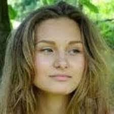 Madeline Dumas's Instagram, Twitter & Facebook