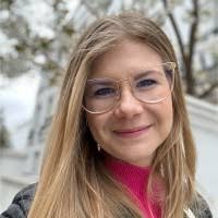 70+ perfiles de «Yvette»