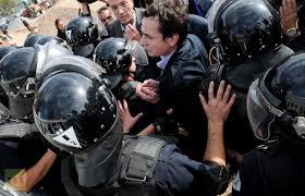 Protestë kjo që do të mbahet me datën 29 shtator në orën 14:00 në prishtinë, ku lvv ka paralajmëruar se do të ketë protestë paqësore. Nga Lufta Perballe Milloshevicit Te Denimi Me 15 Vite Burg Nga Serbet Kush Eshte Kryeministri Ri I Kosoves Albin Kurti Balkanweb Com News24