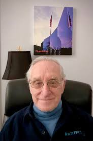 Robert Leavitt Obituary (2006)