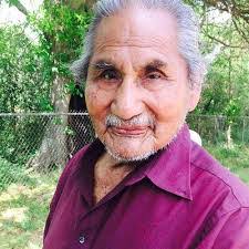 Donna Rojas's Instagram, Twitter & Facebook