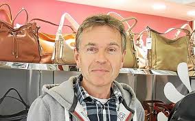 Maroquinerie. Un nouveau magasin pour Bernard Marty