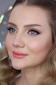 30 Spellbinding Brautjungfer Make Up Fur Jede Frau Brautjungfer Make Up Sanfte Braut Nedime Saci Bahar Makyaji Makyaj Look