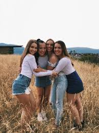 Four Best Friends Squad Birthday Photoshoot With Friends Vsco Kellyshamon Friend Poses Friend Poses Photography Friend Photoshoot
