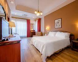Best western hotel rivoli 4 stars is ideally located on via t.taramelli 7 in villa borghese parioli district of rome just in 2.9 km from the centre. Hotel Rivoli Rom Best Western Italien Hotelreservierung Stadtteil Parioli Zentrum Von Rom