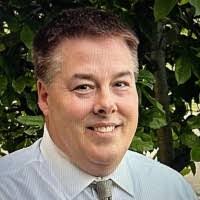 Elizabeth Uptain's Instagram, Twitter & Facebook