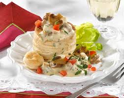 Gefullte Pastete Mit Champignonragout Rezept Lecker