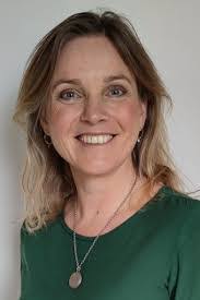 Nancy Bancroft's Instagram, Twitter & Facebook