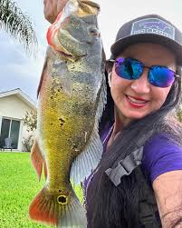 Ana Maria Nunez (@floridabassmistress) • Instagram photos and videos