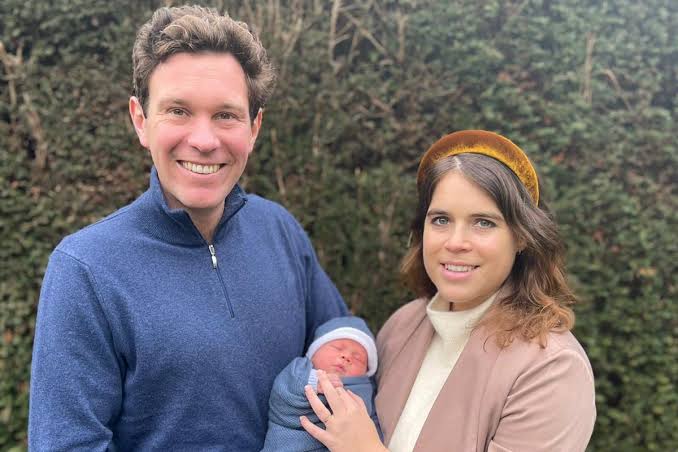Princess Eugenie channels fellow mum Meghan Markle with sweet baby pictures - The Mirror