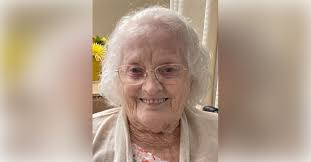 Russell Shoemaker's Instagram, Twitter & Facebook