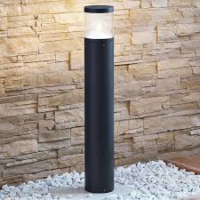 Borne Lumineuse Gunnar En Aluminium De Lampenwelt Com Idee Luminaire Luminaires Terrasse Luminaire Exterieur