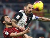 ميلان ضد يوفنتوس كلاسيكو الكرة الايطالية. Ù…ÙŠÙ„Ø§Ù† Ø¶Ø¯ ÙŠÙˆÙÙ†ØªÙˆØ³ ÙƒÙŠÙŠØ²Ø§ ÙŠØªÙ‚Ø¯Ù… Ù„Ù„ÙŠÙˆÙÙ‰ Ù…Ø¬Ø¯Ø¯Ø§ Ø¨Ø§Ù„Ù‡Ø¯Ù Ø§Ù„Ø«Ø§Ù†Ù‰ Ø¨Ø§Ù„Ø¯Ù‚ÙŠÙ‚Ø© 62 ÙÙŠØ¯ÙŠÙˆ Ø§Ù„ÙŠÙˆÙ… Ø§Ù„Ø³Ø§Ø¨Ø¹