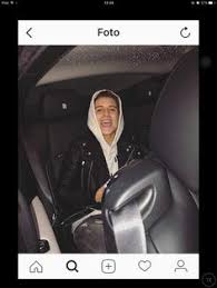 17:46 rapper lil' kleine (26) is afgelopen zaterdagnacht gearresteerd tijdens een vakantie op ibiza. Lil Kleine