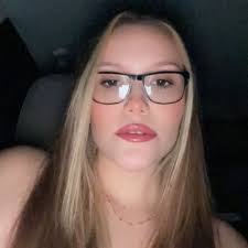 Delaney Lamb's Instagram, Twitter & Facebook