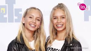 Hiii'm lisa and i'm lena we are twins we are both 15 and single we love disney and cheer and we love the beach ❤️. Musical Ly Stars Lisa Lena Darin Unterscheiden Sich Die Beiden Youtube