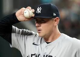Mark Leiter Jr.'s struggles in Yankees' bullpen continue as playoff roster  crunch looms