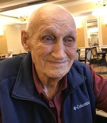 Obituary of Robert Dwight "Ike" McLaughlin