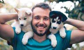 Puppies also boosted the trustworthiness of a male's appearance by 14%. Dogfishing Beware The Man Who Poses With Pets On A Dating App Dating The Guardian