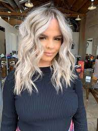 Makeover Babylights And Balayage To The Rescue Babylights And Balayage Icy Blonde Hair Icy Blonde Balayage
