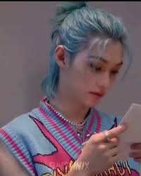 when felix was reading fan letters 🐷🐰 : you read them well our  yongbokkie~ 🐷🐰 : yongbokkie you have to accept stay's heart okay? 🐥 :  mm! #felix #필릭스 #straykids #스트레이키즈 #fyp #jyp