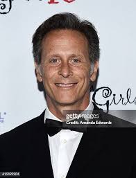 293 Amanda Weber Photos & High Res Pictures