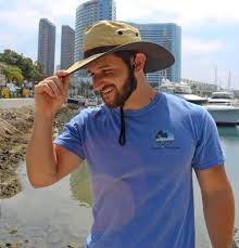 We make big baseball caps, big snapbacks, big bucket hats, big beanies, and big trucker hats that are high quality at oddjob®, we don't just increase the circumference of our hats. Top 10 Hats For Men With Big Heads Sungrubbies