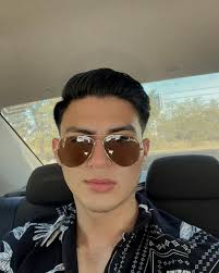 Erick Olivares (@erick_olivaress) • Instagram photos and videos