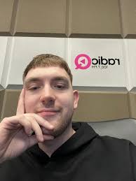 David Fragile (@itsDavidFragile) • Facebook