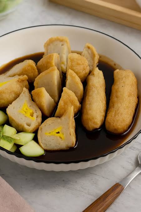 🐟 RESEP PEMPEK PALEMBANG ‎ ‎✨Bahan Pempek: ‎- 500 gr daging ikan tenggiri  giling (bisa ganti gabus atau belida) ‎- 300 ml air es ‎- 2 butir putih  telur ‎- 1 sdm