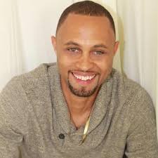 Aaron Mackey Sr. (@AMackeySr)