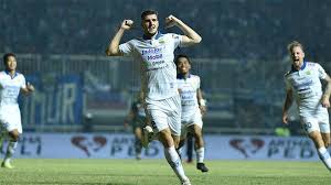 Lama tak terdengar, begini kabar eks top 5 kabar persib terkini & terpopuler hari ini 27 maret 2021 ✔️ selamat menyimak. 4 Berita Persib Hari Ini Kuipers Wander Luiz Rene Alberts Bola Tempo Co