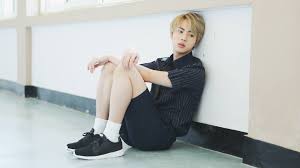 Mar 19, 2021 · a korean boy group with 7 charming members: Seokjin Bts Jin In Shorts 1920x1080 Wallpaper Teahub Io