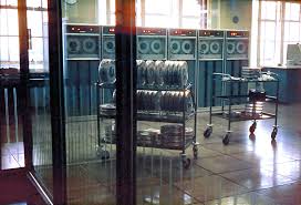 The Cws Honeywell 400 Computer Was Located On The 4th Floor Of The Old Bank Building Overlooking Victoria Station Computer History Computer Jobs Old Computers