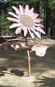 The most unique large metal garden sculptures! Flowers Metal Sculptures Of Flowers Metal Garden Art Metal Yard Art Metal Art Sculpture