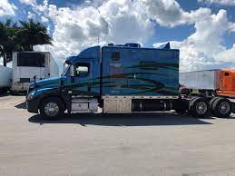 Showcase Ari Legacy Sleepers Trucks Customised Trucks Freightliner Trucks