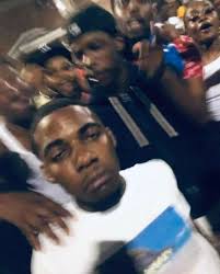 I drink responsibly until I h@ng out with… 😂