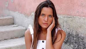 Morreu no domingo, dia 11 de julho, constança braddell, aos 24 anos. 2musd90mzy3npm