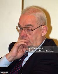 664 Fiona Simon Stock Photos, High-Res Pictures, and Images