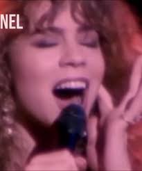 Mariah Carey's Christmas Song Tops 19 Weeks