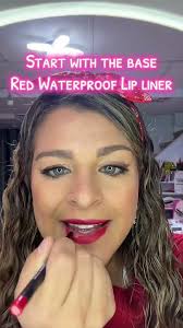 I’ve been gate keeping this red 💋🔥