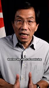 Dr Patrick Kee, volunteer physician at BB, checking up