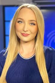 Emily Griffin's Instagram, Twitter & Facebook