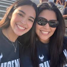 Gabriela Garcia (@GGarcia198)