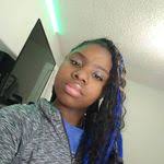 Stephanie Sistrunk's Instagram, Twitter & Facebook