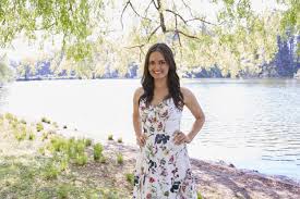 Find Out About The Cast Of The Hallmark Channel Original Movie Love And Sunshine Starring Danica Mckellar And Mark Deklin Danica Mckellar Mckellar Gal Gadot