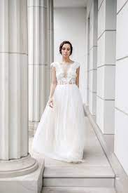 Sie können hochzeitsmode nach ihren wunschen kaufen. Hamburger Fotografin Fotografiert Fur Modedesigner Und Brautsalons Bluenika