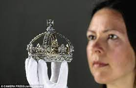 Great savings & free delivery / collection on many items. Queen Victoria S Crown The Lady In Waiting